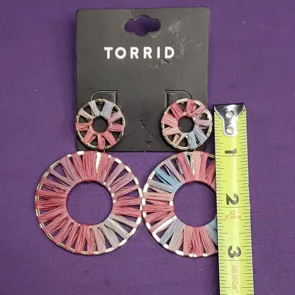 Torrid Dusty Rose Ombre Raffia Circle Statement Earrings Pink Blue - Picture 6 of 7